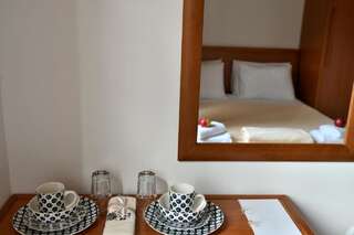 Гостевой дом So rooms city centre Будва Одноместный номер с видом на сад-3