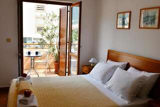 Гостевой дом So rooms city centre Будва Двухместный номер с 1 кроватью и террасой-4